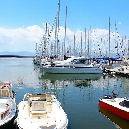 Botel Pretty Homeboat Sant'elmo